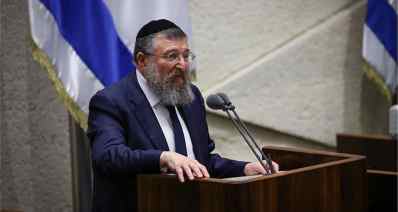 השר יואב בן צור