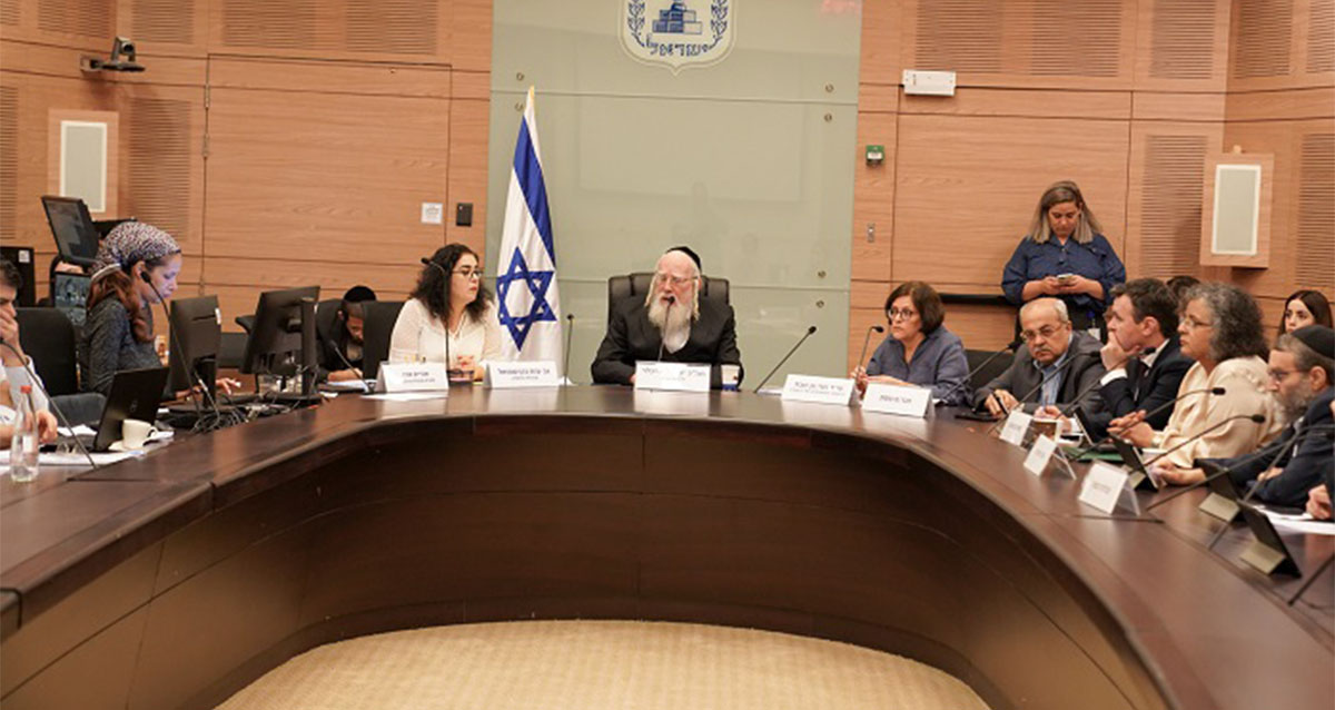 ועדת העבודה והרווחה בראשות ח"כ ישראל אייכלר
