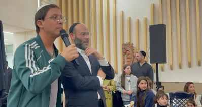 ערן זרחוביץ' (צילום: 'למענכם' ו'אחים לעורף')