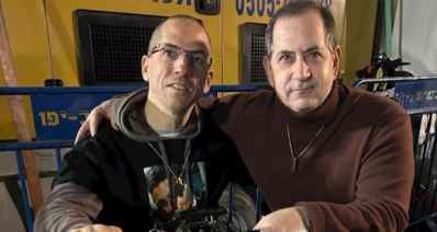 סטן פולובץ במטה החטופים (צילום: קרן פרס בראשית)