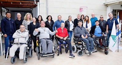 השקת הדירה בחיפה (צילום: מאיר אלמלם)