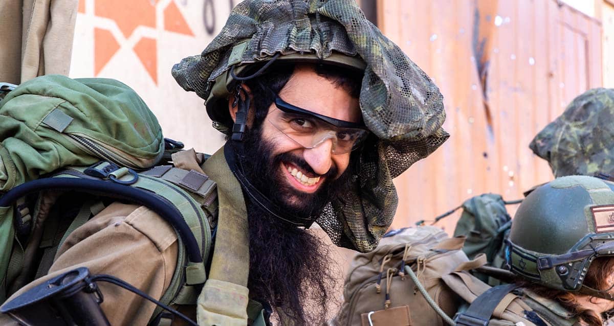 אוריין חסידים בשירות המילואים בעזה (צילום: ארי פורטנוי)