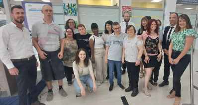 פתיחת התערוכה בבית המשפט בבת ים (צילום: אקי"ם ישראל)