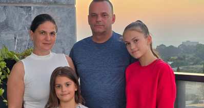 קטי בומר ומשפחתה (צילום: פרטי)