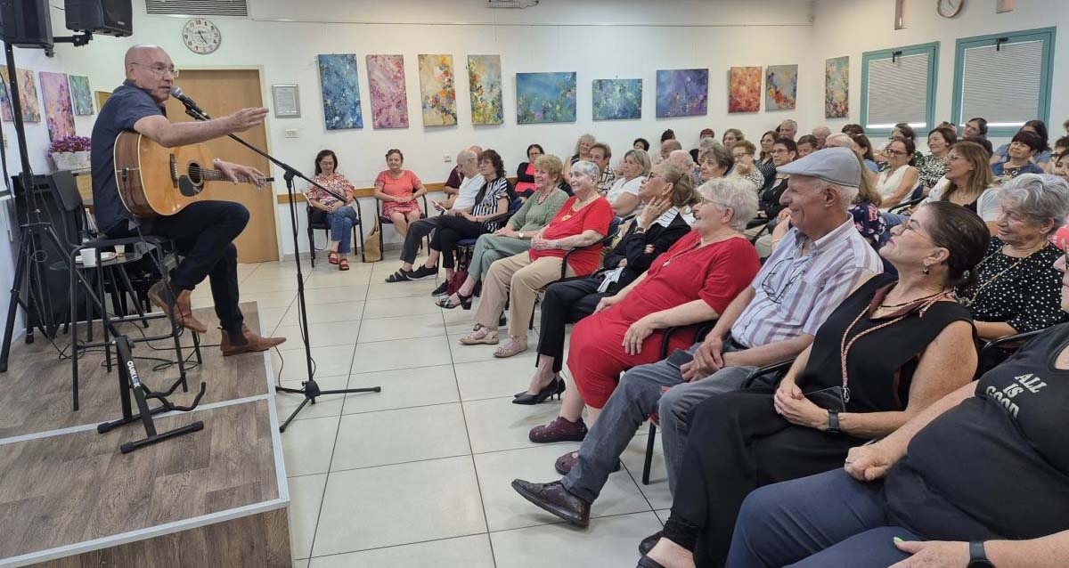 האירוע החגיגי בנס ציונה (צילום: בית האזרח הותיק)