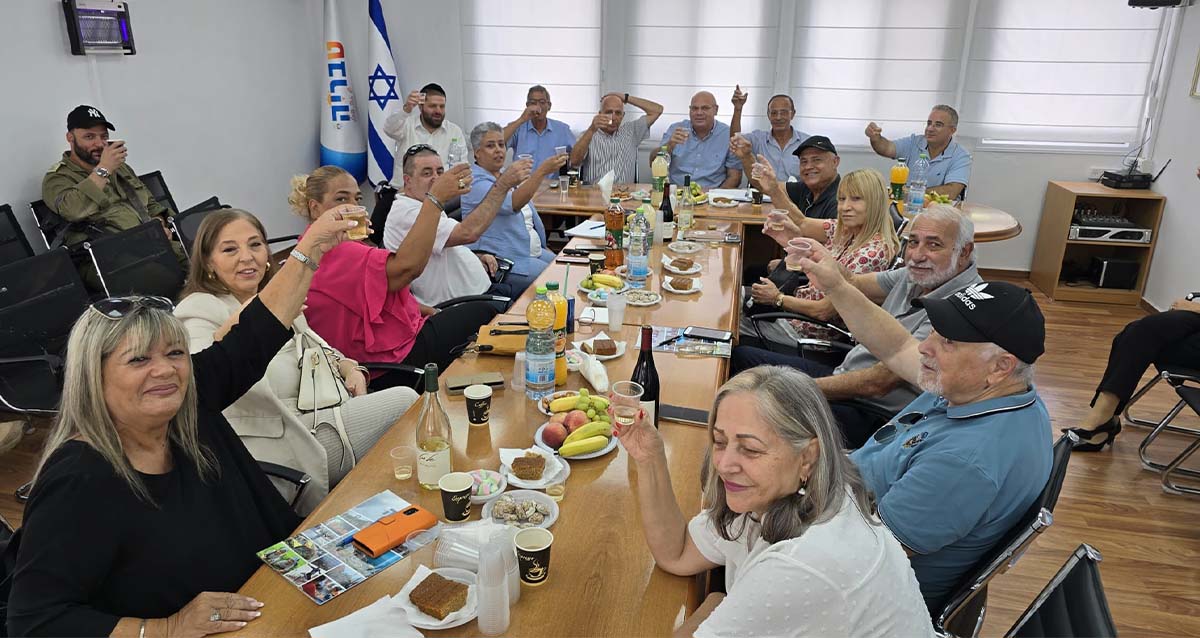 הרמת כוסית למתנדבים שהייתה בעיריית טבריה השבוע למתנדבים (דוברות עיריית טבריה)