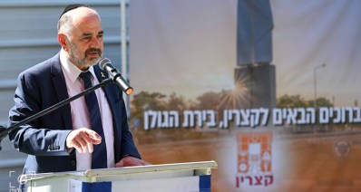 השר יעקב מרגי בקצרין (צילום: משרד הרוווחה)