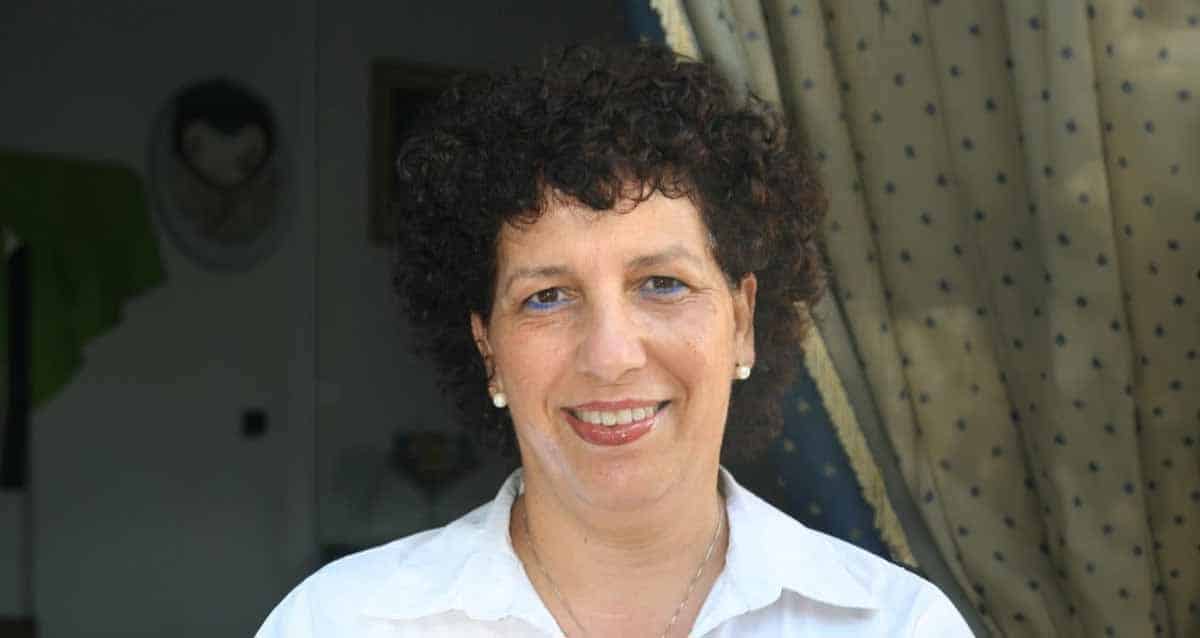 טליה לבנון, מנכ"לית הקואליציה הישראלית לטראומה. צילום פלג גוף עליון.