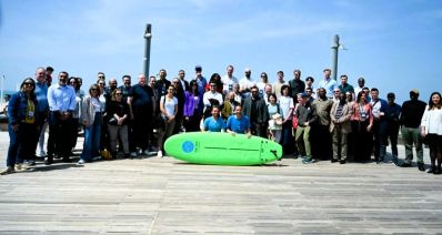 נציגי המשלחות בביקור בעמותת "הגל שלי". צילום: יח"צ