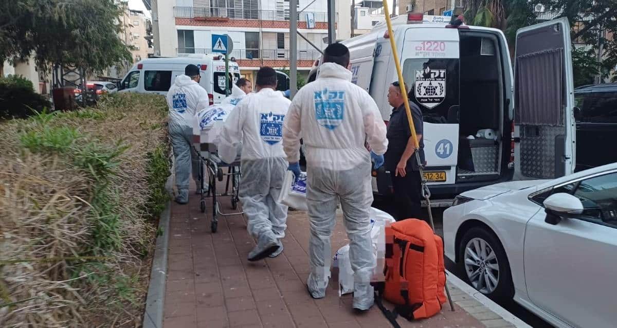 צוות זק"א באחת הזירות. צילום: זק"א